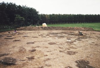 Excavation photograph : excavation in progress.