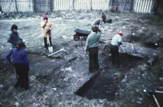 E1  Excavation photograph