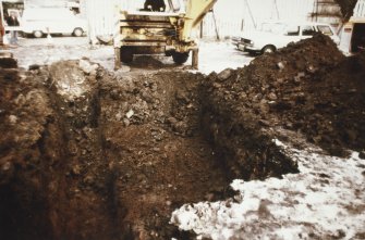 E1  Excavation photograph