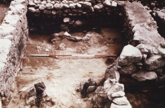 E4  Excavation photograph