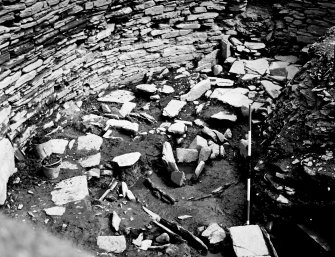 Excavation photograph : inside of broch.