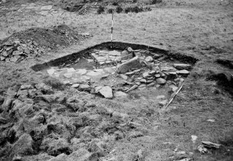 Excavation photograph : Settlement east of broch, trial square.