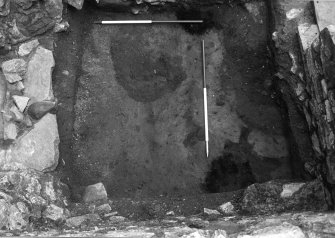 Excavation photograph - Area 5, close up - from S