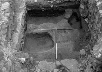 Excavation photograph - Area 5 and surrounding walls from W