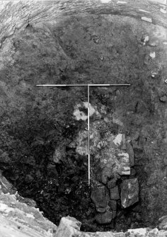 Excavation photograph : wall foundations f110, from S.