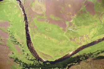 An oblique aerial view of Ishon, Berriedale, Latheron, Caithness, looking E.