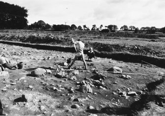 Excavation photograph : general shot.