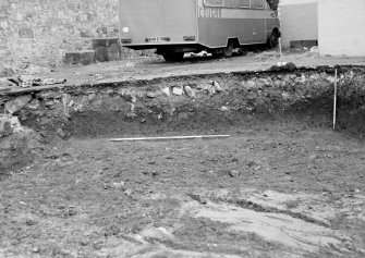 Dunfermline, Priory Lane, former Lauder Technical College, excavations.
Excavation photograph: trench 15 - section at west end of trench.