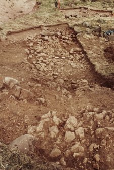 Area 2 F2005  Rubble in house 2005, from SE