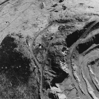 Aerial view of part of Dunion Hill pre-excavation.