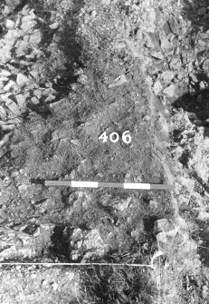 Excavation photograph : area IV - f406 in extension KURT, from west.