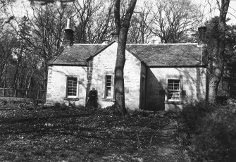 Copy of historic photograph showing general view of cottage.