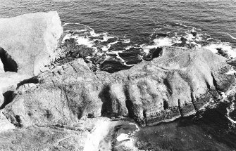 Cullykhan, promontory fort: aerial view.