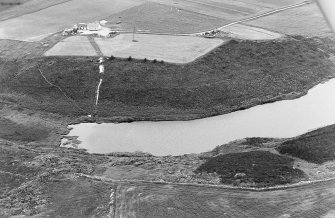 Den of Boddam, flint deposit, working sites and mines: oblique air photograph.