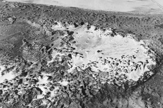 Sands of Forvie, settlement: oblique air photograph.
