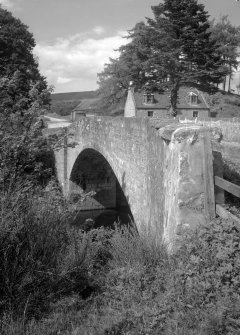 General view of Bridge of Bogendreep from oblique angle.
