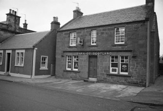 83 High Street, Strathmiglo, Fife