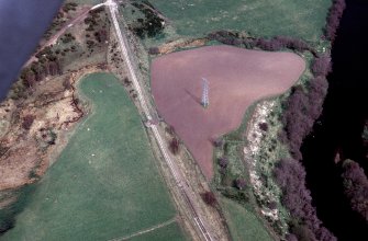 An oblique aerial view of Tom Pitlac, Boat of Garten, Duthill and Rothiermurchus, Badenoch and Spey, looking NE.