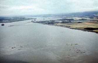 An oblique aerial view of the Cromarty Firth, looking SW.