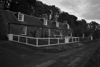 Chisholm Cottage (left) and the Neuk (right), Kilmuir, Knockbain Parish, Ross and Cromarty