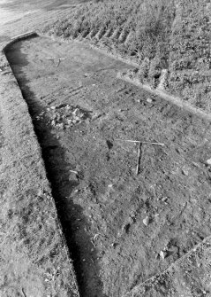 Castle of Wardhouse excavation archive
Area 1: Overview after first cleaning, before any investigation. From SW.