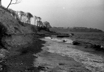 Excavation photograph : high tide - 8 Feb 1989.