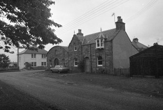 1(L) 2(R) Custom House Street, Ullapool, Lochbroom parish, Ross and Cromarty, Highlands