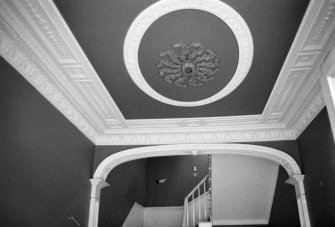 Ceiling, Entrance Hall, 86 High Street, Invergordon burgh