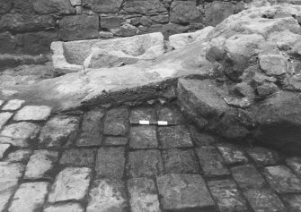 Craignethan Castle
Excavations 1984
Frame 17- Section through the last remaining deposits to the west of the kiln - from south
