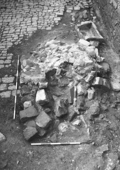 Craignethan Castle
Excavations 1984
Frame 17 - The kiln partially revealed - from east