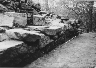 Craignethan Castle
Excavations 1984
Frame 34 - View along outside face of east wall of tower - from south-east
