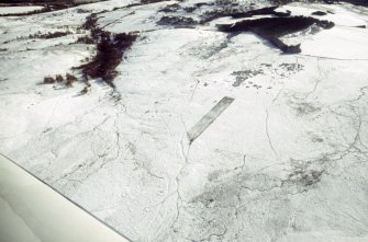 Aerial view of Garbeg prehistoric settlement and cairns, near Drumnadrochit, Inverness-shire, looking SSW.