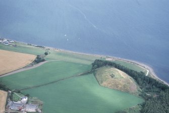 Aerial view of Ormond Castle and Castleton Farm, Avoch, Black Isle, looking NE.