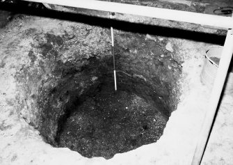 Excavation photograph - the shaft after the completion of the excavation