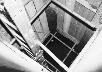 Kinneil House Excavations
Frame 10 - View down the well shaft