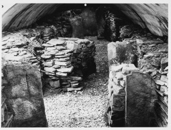 Blackhammer Cairn, Rousay, Orkney Interiors and Exteriors