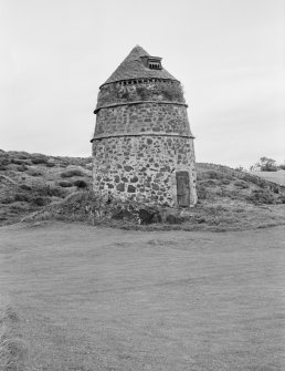 General view of Drylawhill dovecot.