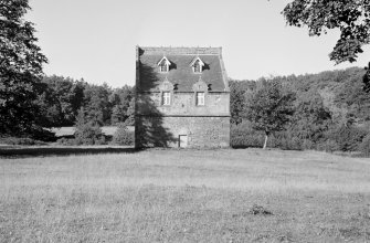 View of entrance elevation, Johnstounburn House dovecot.