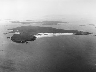 General oblique aerial view centred on the island of Ensay, taken from the NNW.