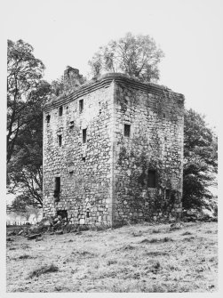 Barr Castle, Lochwinnoch, Renfrewshire