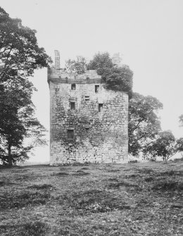 Barr Castle Nr Lochwinnoch, Renfries