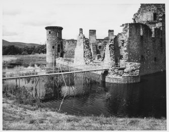Caerlaverock Castle, general view.