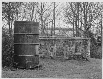 Kinneil House Watt's Cottage (IAM DH 21.4.83)