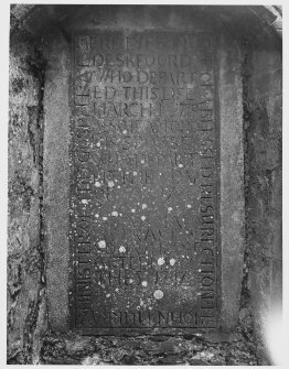 Deskford Old Kirk, Sepulchral Monuments