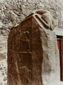 St. Madoes Churchyard, Carned Stone