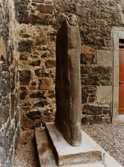 St. Madoes Churchyard, Carned Stone