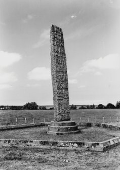 Sueno's Stone, General Views