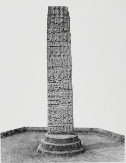 Sueno's Stone, General Views