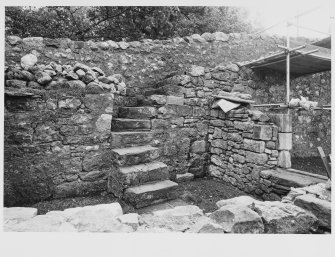 Loch Leven Castle.  Gen Details Exposed Courtyard E. Wall