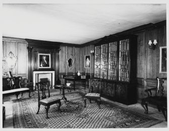 Provest Skene's House, General Survey